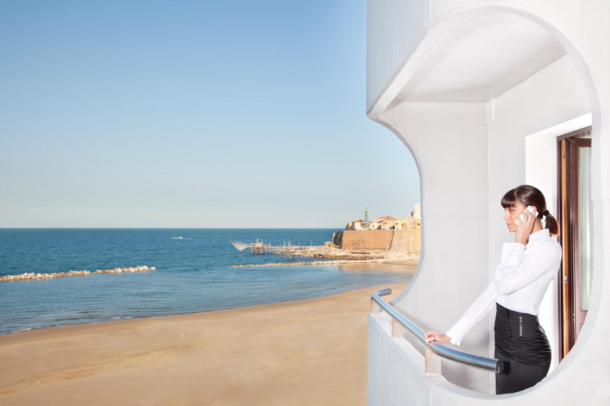 Hotel Mistral Termoli Eksteriør bilde