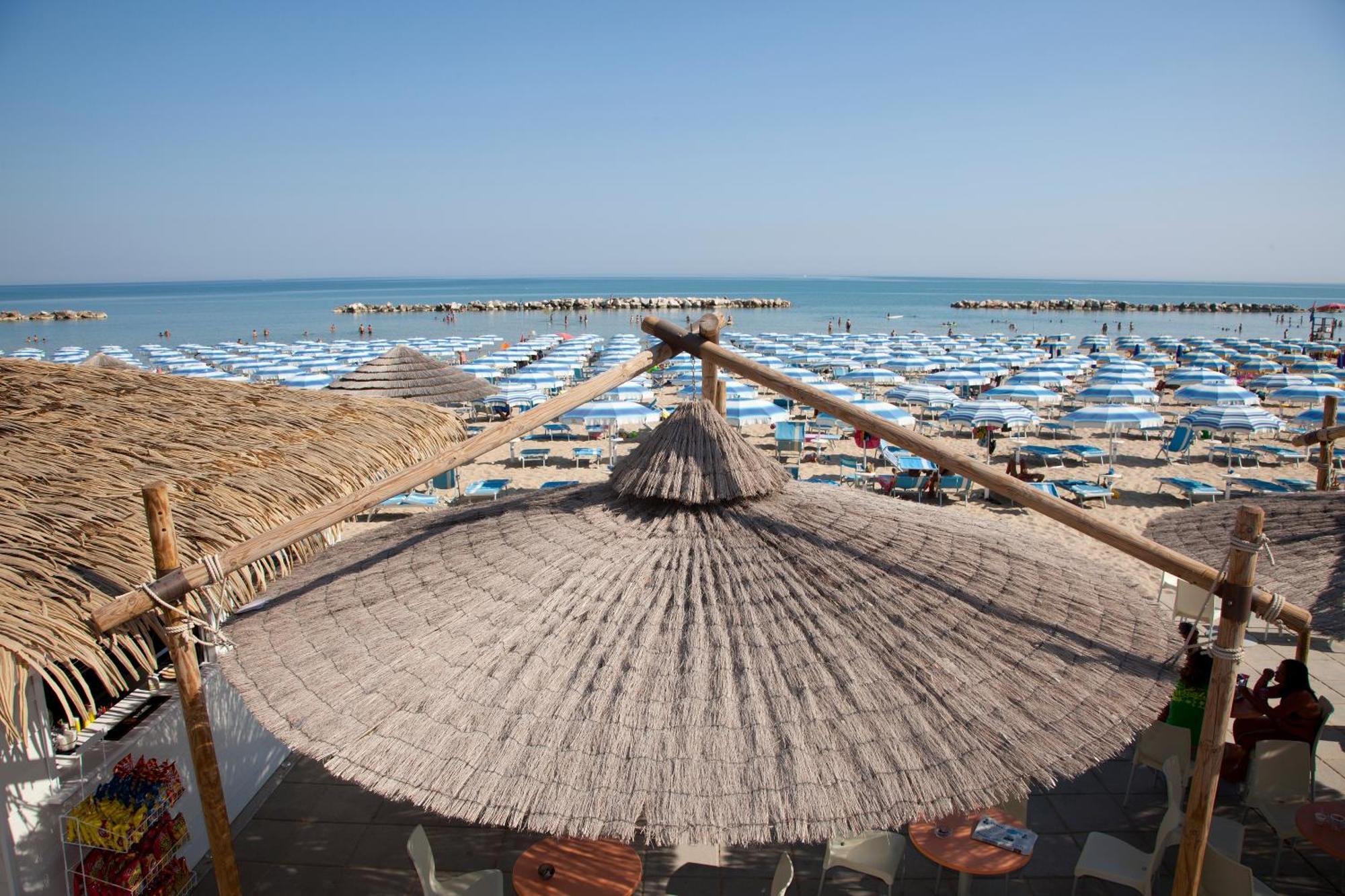 Hotel Mistral Termoli Eksteriør bilde